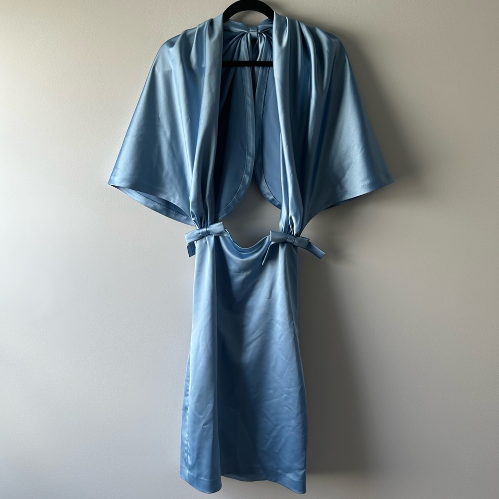Bernadette light blue August bow detailed satin cape mini dress - Picture 2 of 10